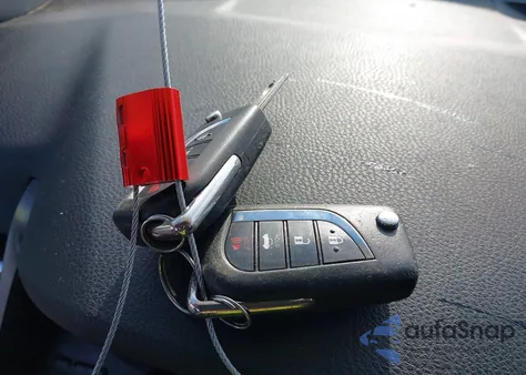 2018 Toyota Camry Se z USA, uszkodzony, nr VIN 4T1B11HK0JU563668